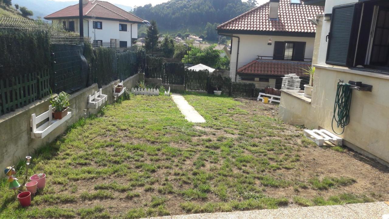 Mozues Apartamento Sámano Exterior foto